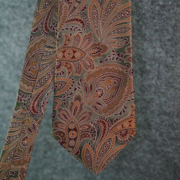 Jos. A. Bank Heritage Silk Slim Tie Green Brown Paisley Classic Mens Necktie - Picture 1 of 2
